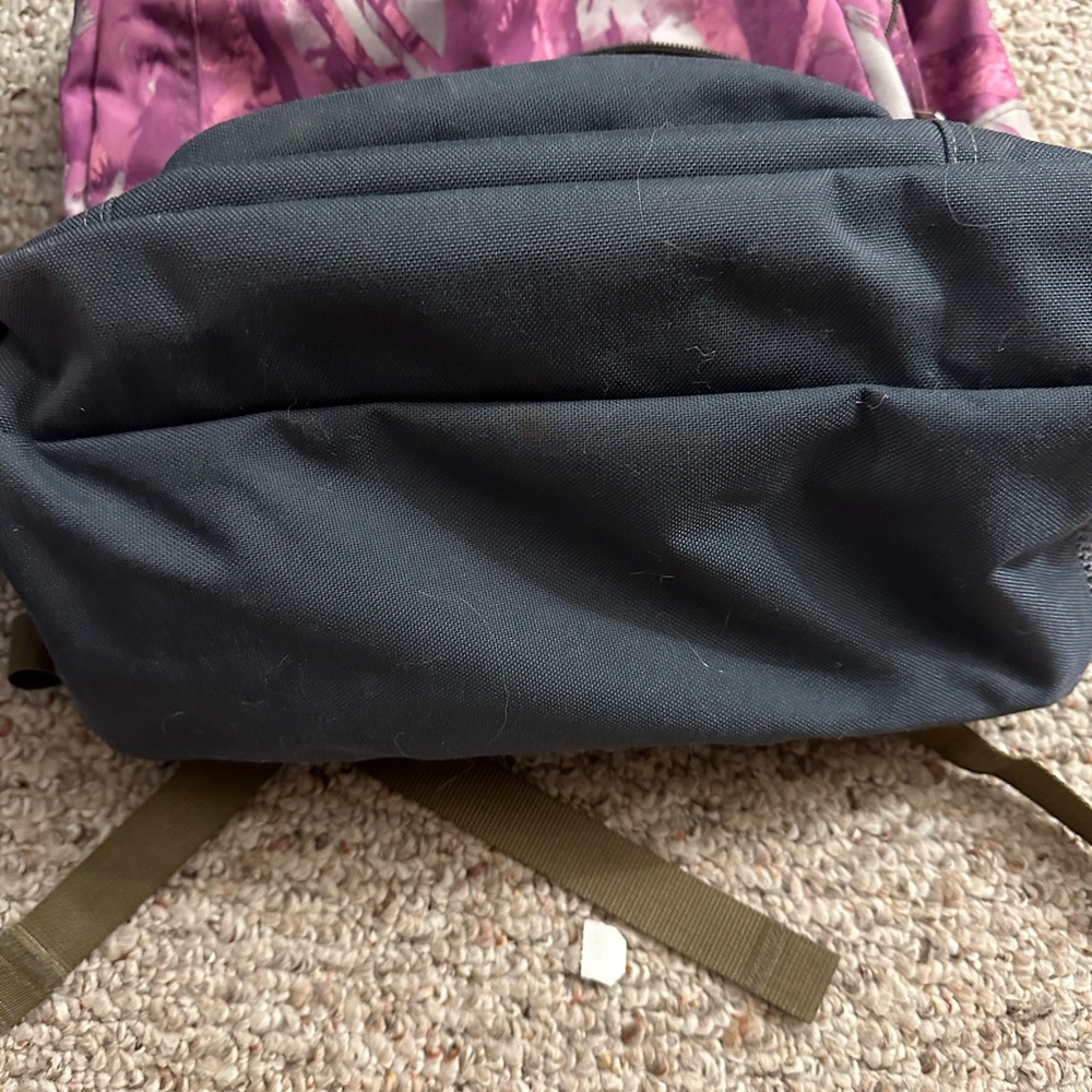 ll bean back pack - Picture 7 of 7